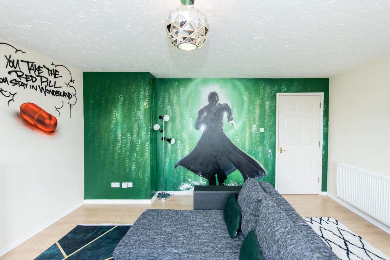 Escape The Matrix - 2 Bed Flat In City Centre With Free Parking Southampton Exterior photo